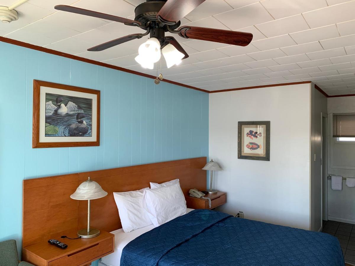 Town & Country Motel 패리사운드 외부 사진