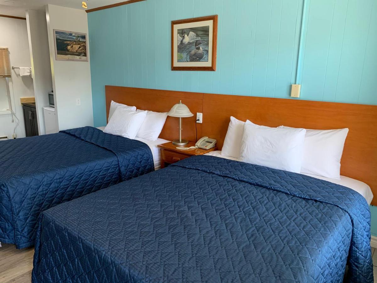 Town & Country Motel 패리사운드 외부 사진